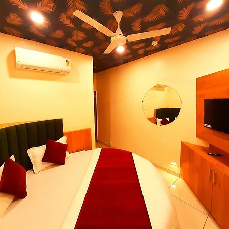 Hotel Suncity أحمد أباد المظهر الخارجي الصورة