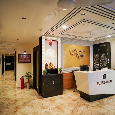 Hotel Suncity أحمد أباد المظهر الخارجي الصورة