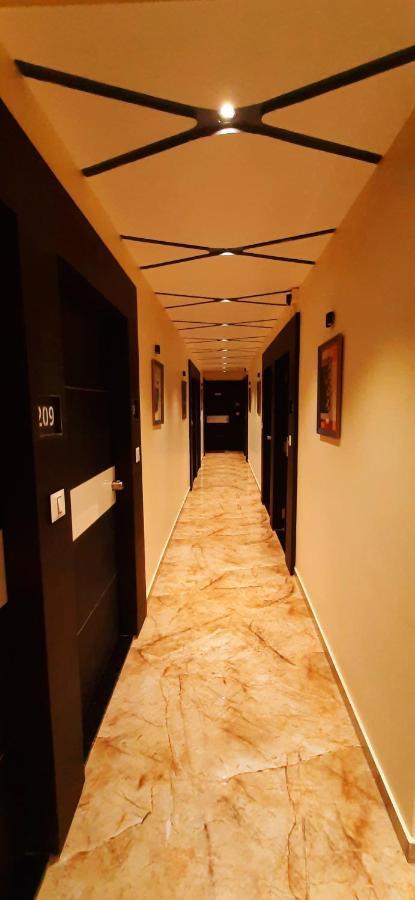 Hotel Suncity أحمد أباد المظهر الخارجي الصورة