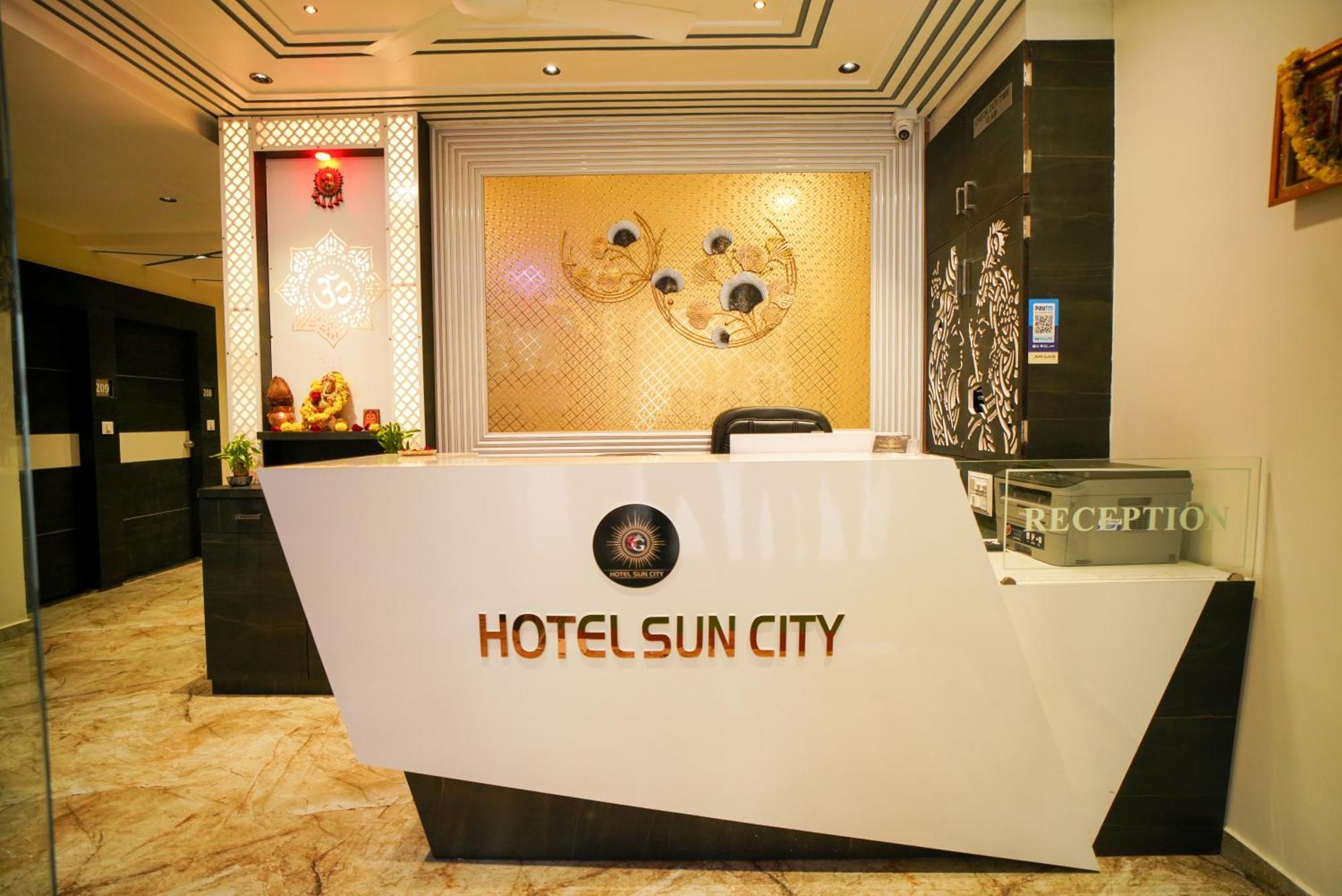 Hotel Suncity أحمد أباد المظهر الخارجي الصورة